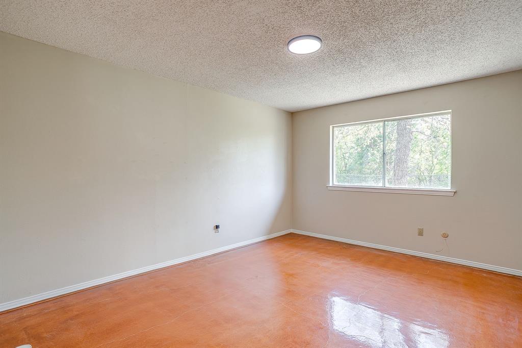 1417 Tarver Road Burleson, TX 76028 - Photo 27 of 39