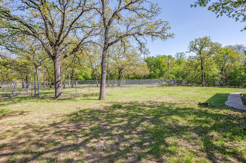 1417 Tarver Road Burleson, TX 76028 - Photo 34 of 39