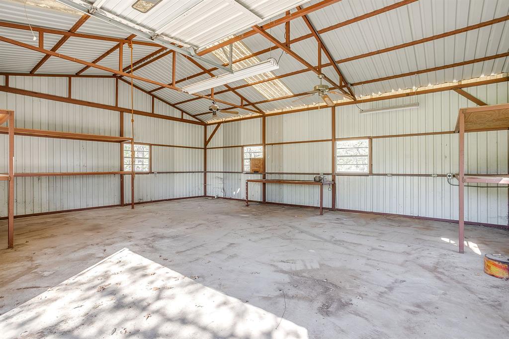 1417 Tarver Road Burleson, TX 76028 - Photo 36 of 39