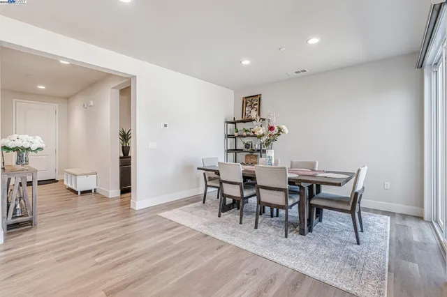 $875,000 | 5645 Sierra Trail Way, Antioch, CA 94531