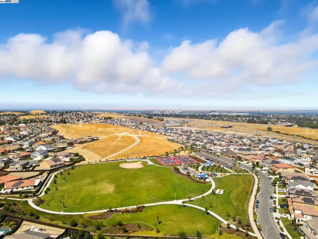 $875,000 | 5645 Sierra Trail Way, Antioch, CA 94531