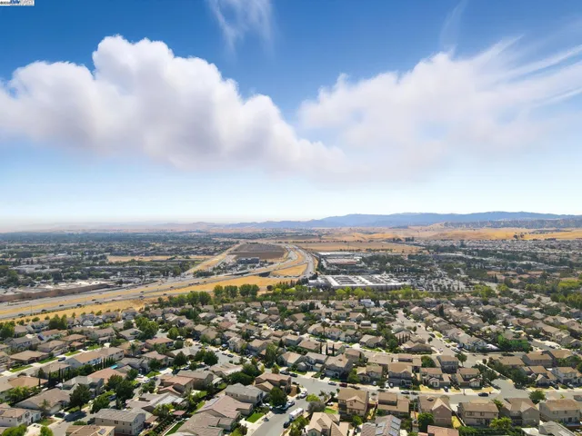 $875,000 | 5645 Sierra Trail Way, Antioch, CA 94531