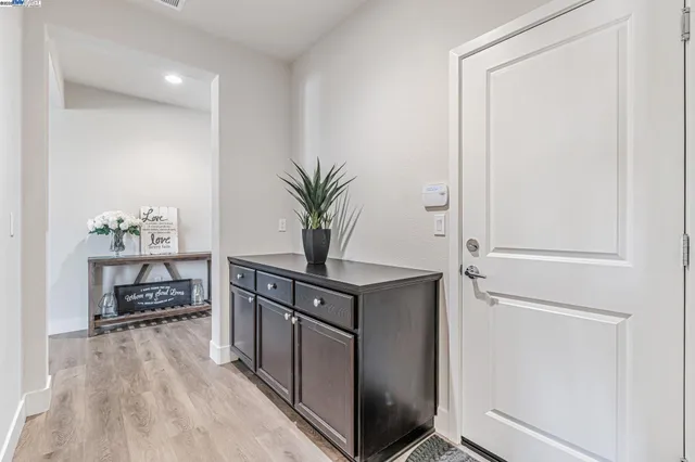 $875,000 | 5645 Sierra Trail Way, Antioch, CA 94531