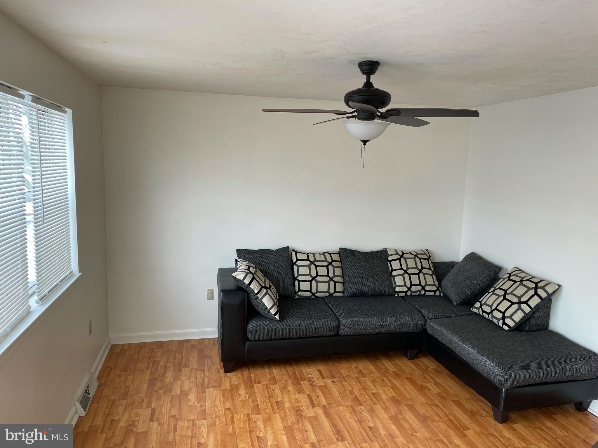 152 Center Street Hanover, PA 17331 - Photo 3 of 7 Gallery Image 3