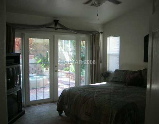 218 Camelback Ridge Avenue Henderson, NV 89012 - Photo 5 of 8 Master Bedroom.