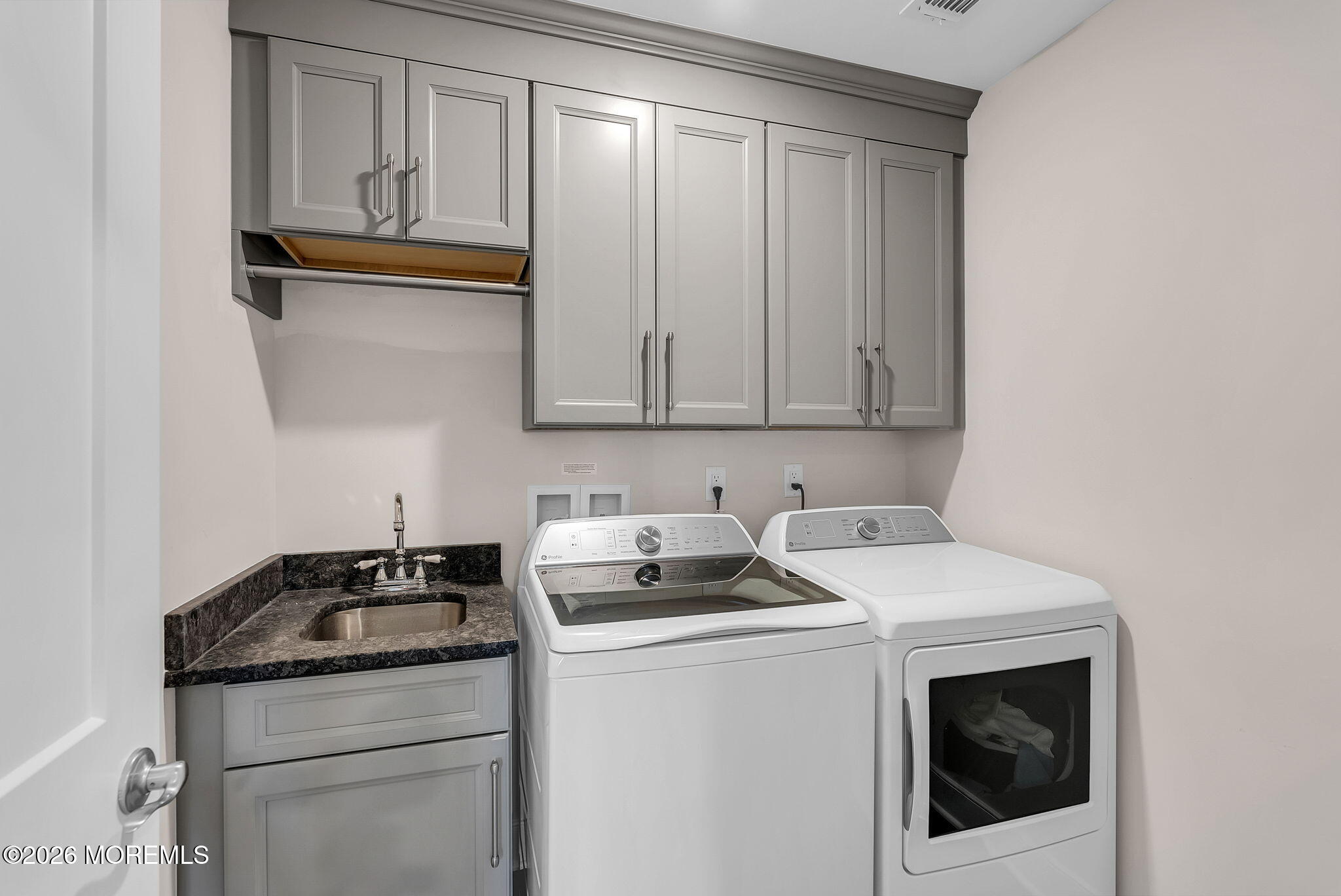 3009 Quail Rdg Boulevard Farmingdale, NJ 07727 - Photo 21 of 36 33-web-or-mls-DSC00941