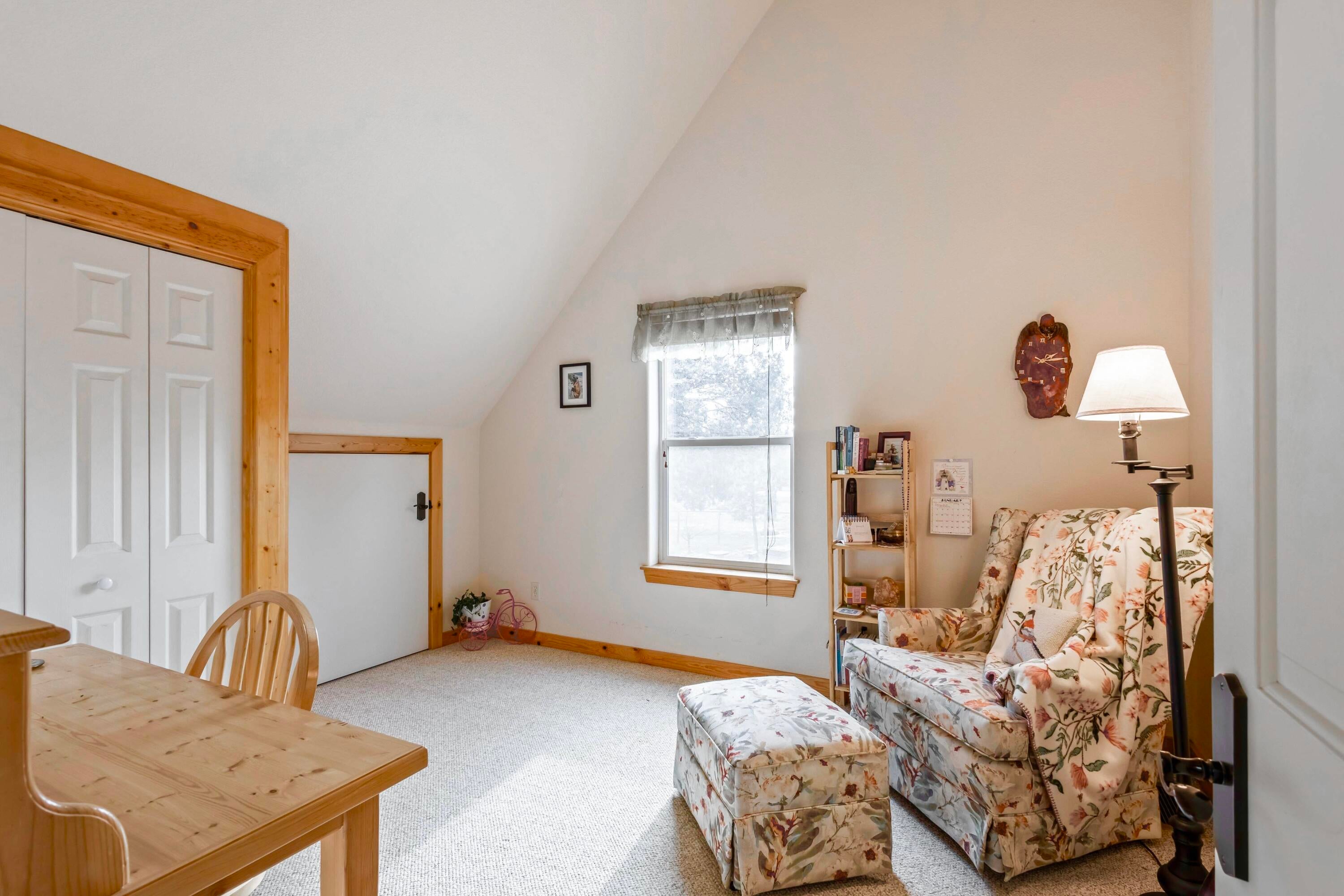 69469 Carlton Road Sisters, OR 97759 - Photo 23 of 44 23
