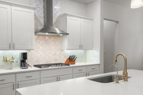$949,900 | 408 Bold Sundown, Liberty Hill, TX 78642