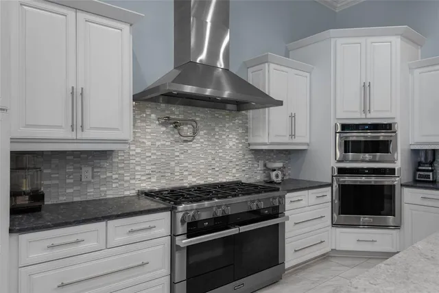 $2,500,000 | 11 Ocean Oaks Lane, Palm Coast, FL 32137