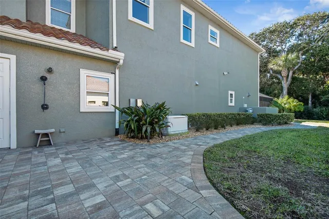 $2,500,000 | 11 Ocean Oaks Lane, Palm Coast, FL 32137