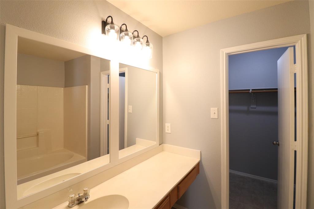 9928 Rio Doso Drive Dallas, TX 75227 - Photo 11 of 29