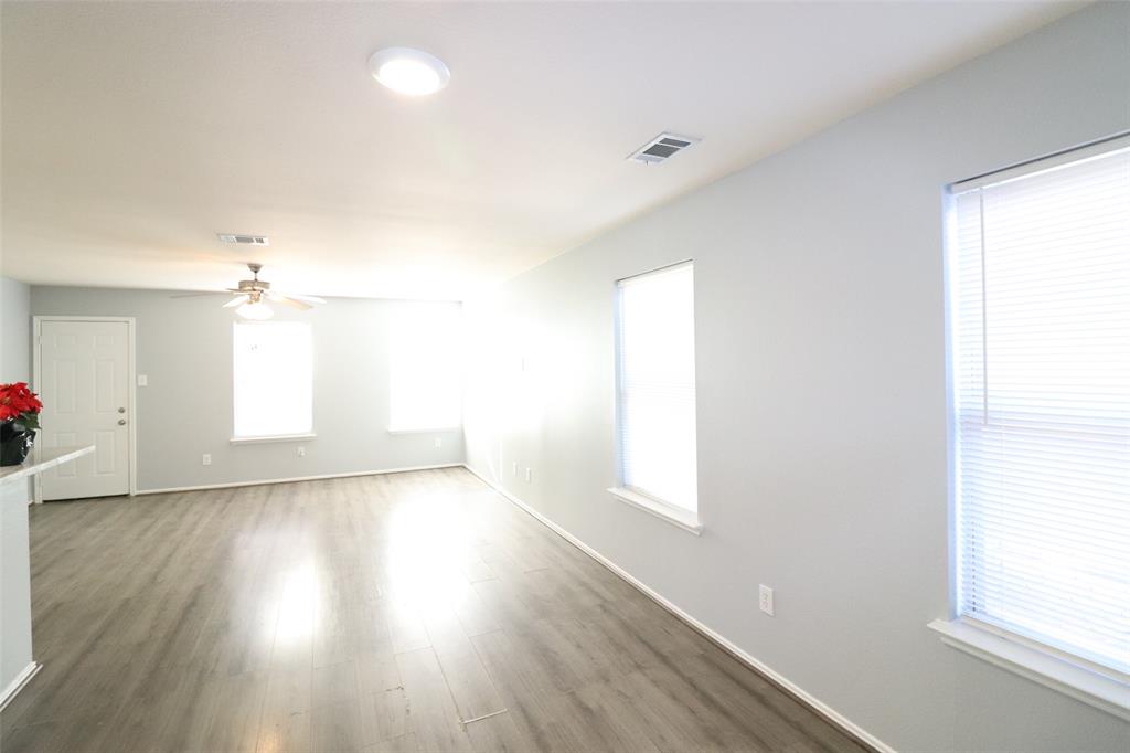 9928 Rio Doso Drive Dallas, TX 75227 - Photo 4 of 29