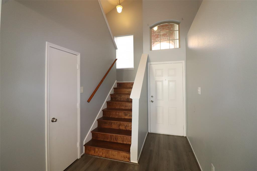 9928 Rio Doso Drive Dallas, TX 75227 - Photo 8 of 29