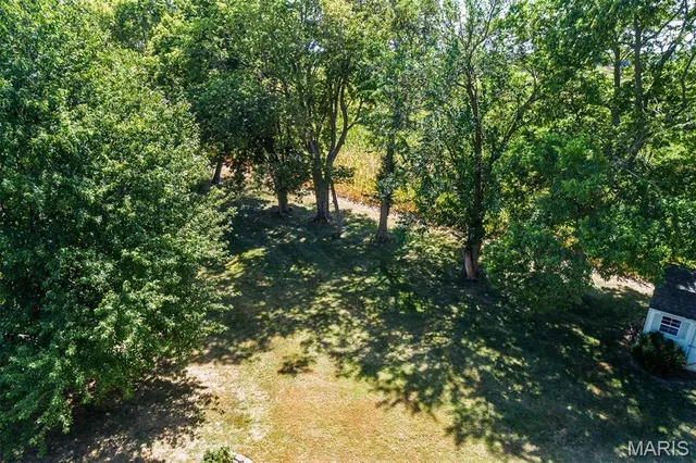 $359,900 | 355 Kingsbury Court, Highland, IL 62249