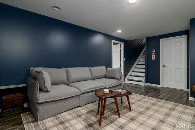 $359,900 | 355 Kingsbury Court, Highland, IL 62249