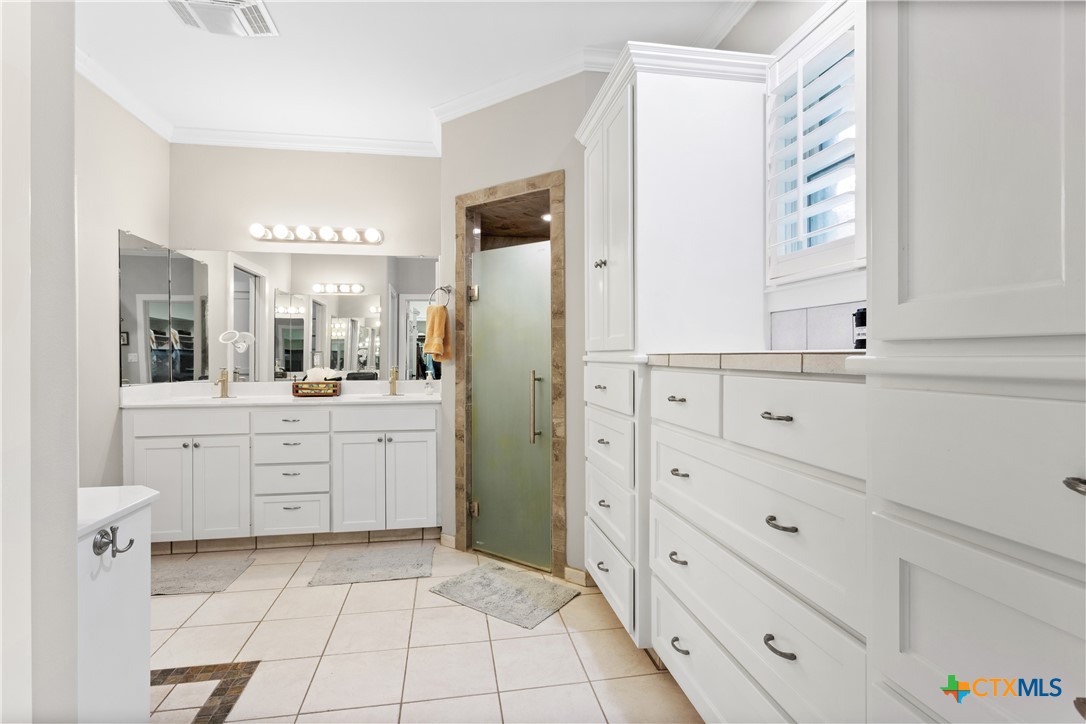 801 Treasure Oaks Road Inez, TX 77968 - Photo 23 of 48