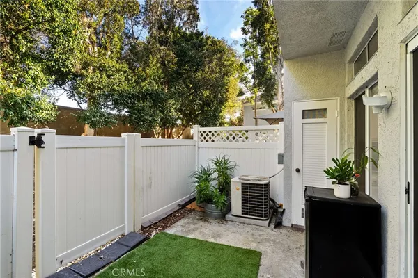 $669,999 | 28305 Paseo El Siena, Unit 10, Laguna Niguel, CA 92677