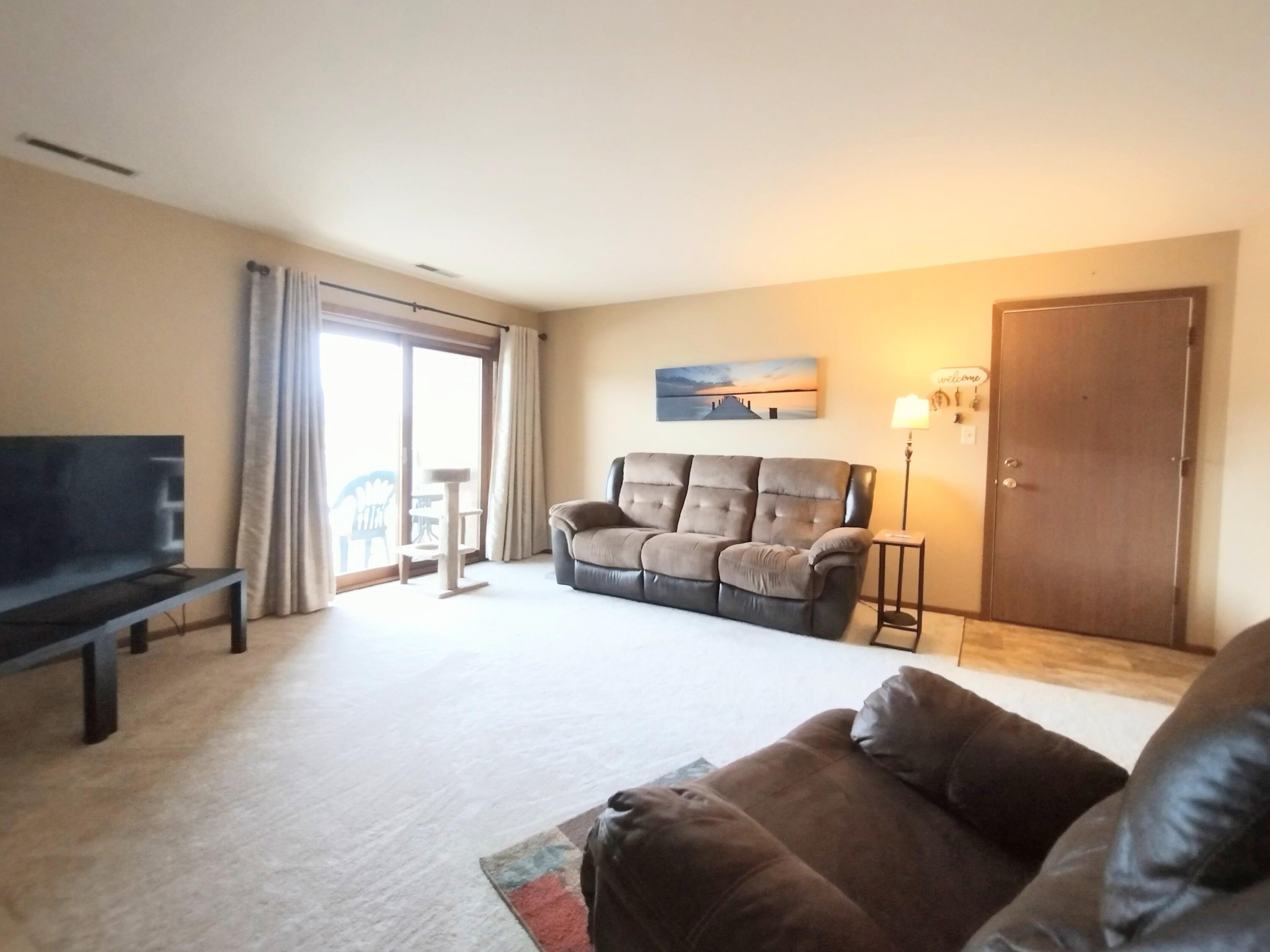 9651 Merrillville Road, Unit 204 Crown Point, IN 46307 - Photo 4 of 26 3000x2250