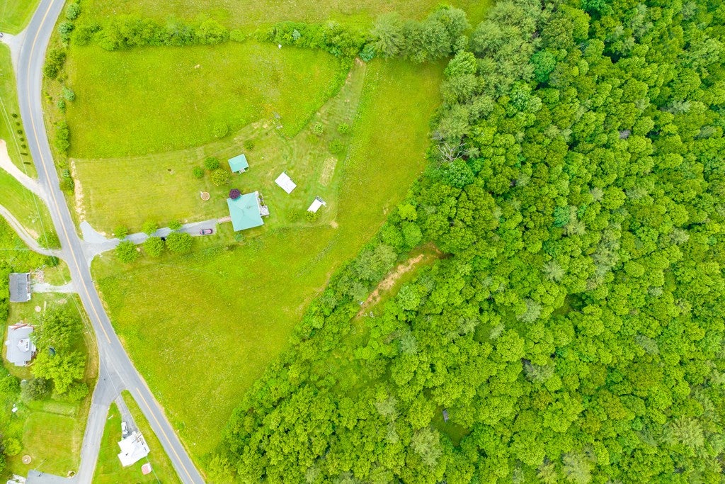 1063 Hilltown Road Fries, VA 24330 - Photo 59 of 61 Gallery Image 59