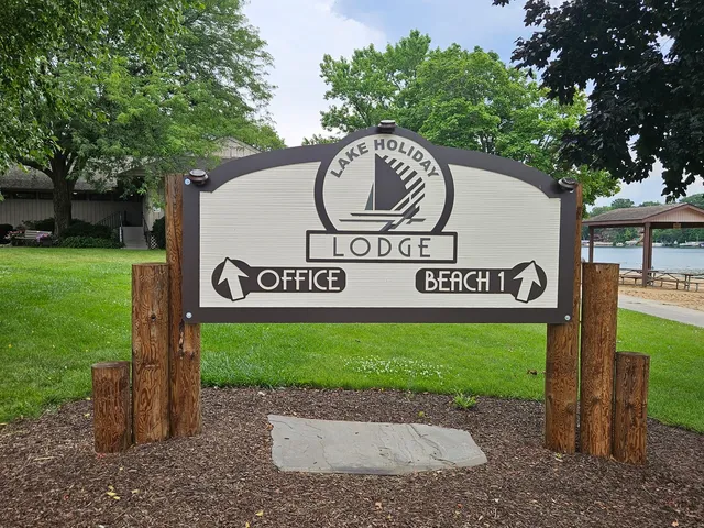 a view of a park with sign board