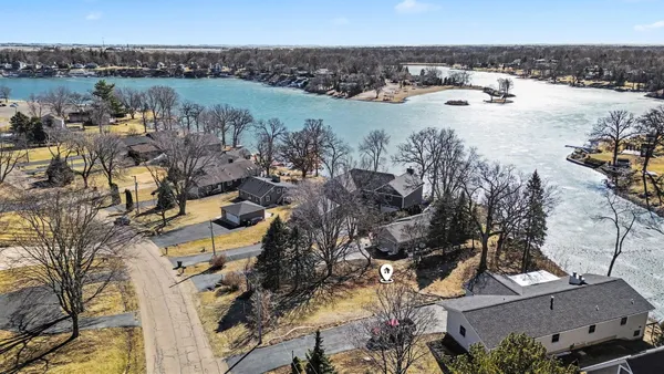 $265,000 | 269 Easy Street, Lake Holiday, IL 60552