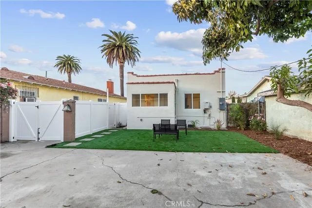 $749,999 | 1330 East 56th Street, Long Beach, CA 90805