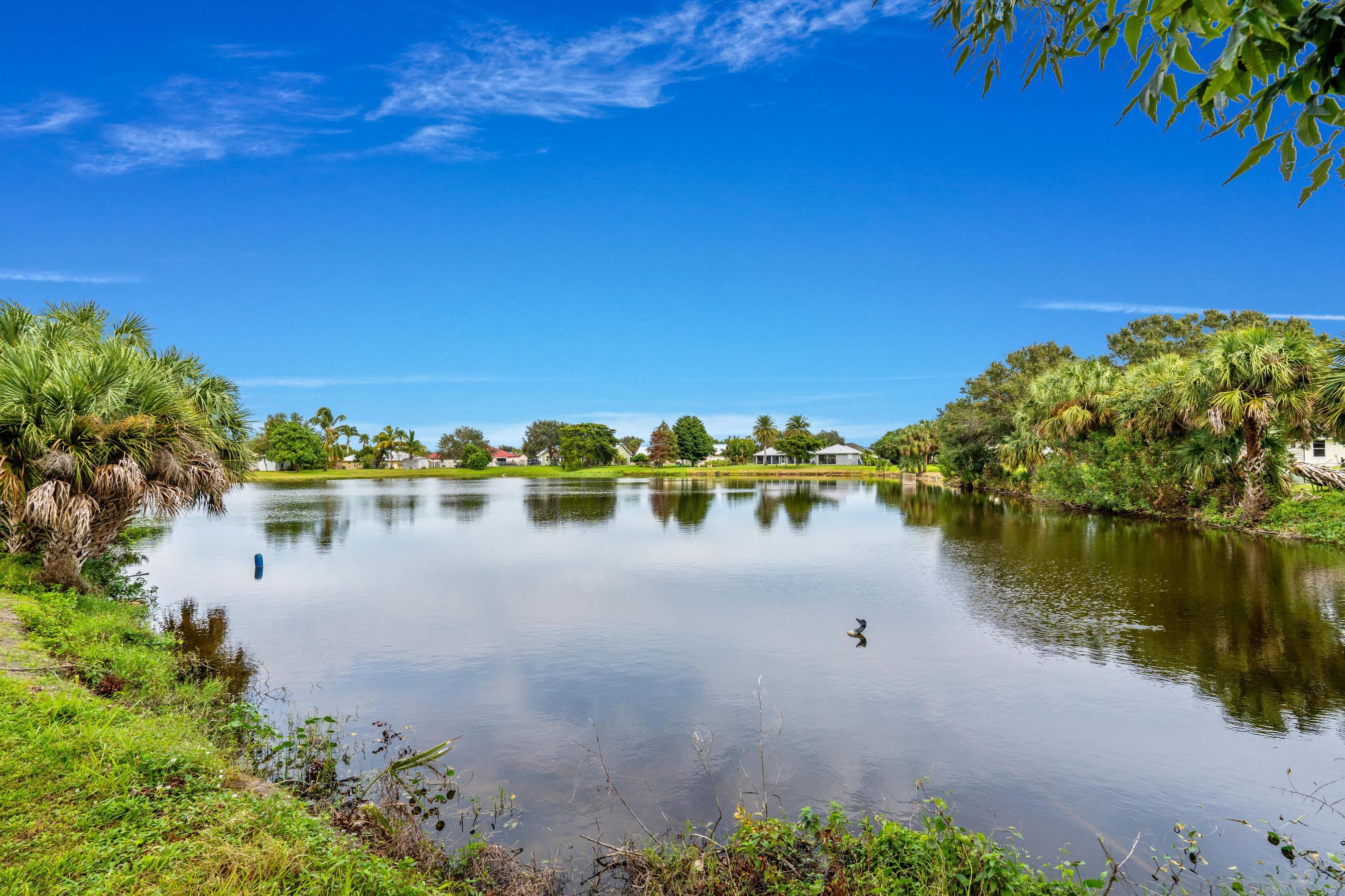 907 Sawgrass Street Clewiston, FL 33440 - Photo 29 of 60 a view of lake