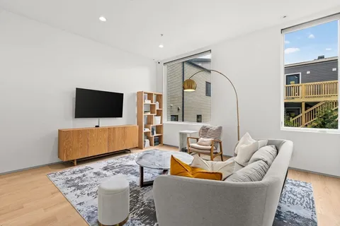 $1,262,500 | 537 East 1st Street, Unit 6, Boston, MA 02127