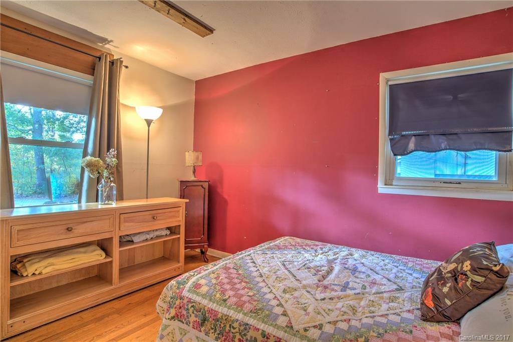 52 Ridge Road Asheville, NC 28803 - Photo 12 of 18 Gallery Image 12