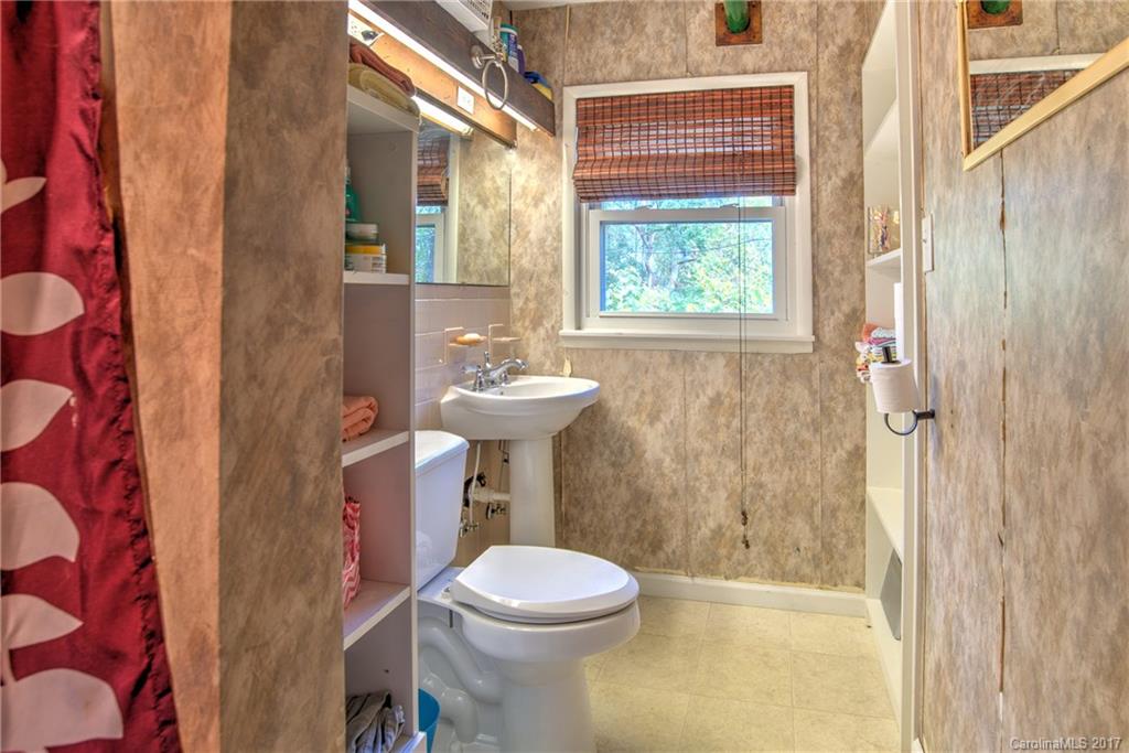 52 Ridge Road Asheville, NC 28803 - Photo 13 of 18 Gallery Image 13