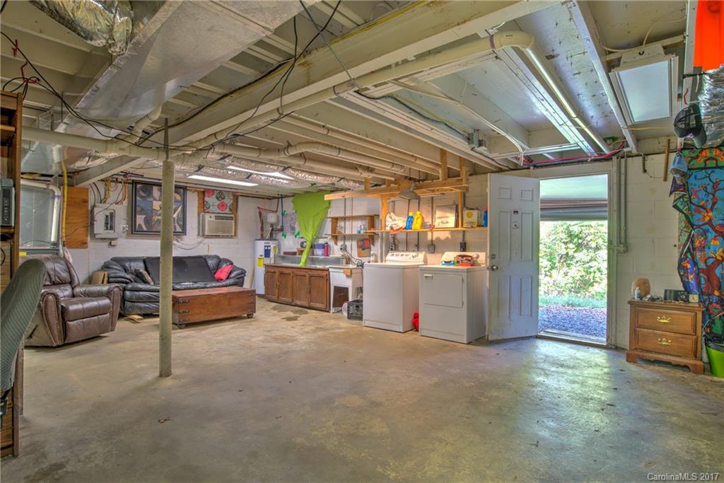 52 Ridge Road Asheville, NC 28803 - Photo 14 of 18 Gallery Image 14
