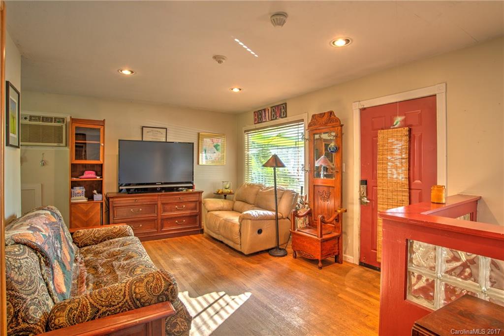 52 Ridge Road Asheville, NC 28803 - Photo 5 of 18 Gallery Image 5