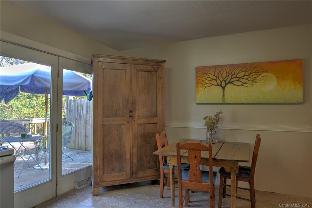52 Ridge Road Asheville, NC 28803 - Photo 8 of 18 Gallery Image 8