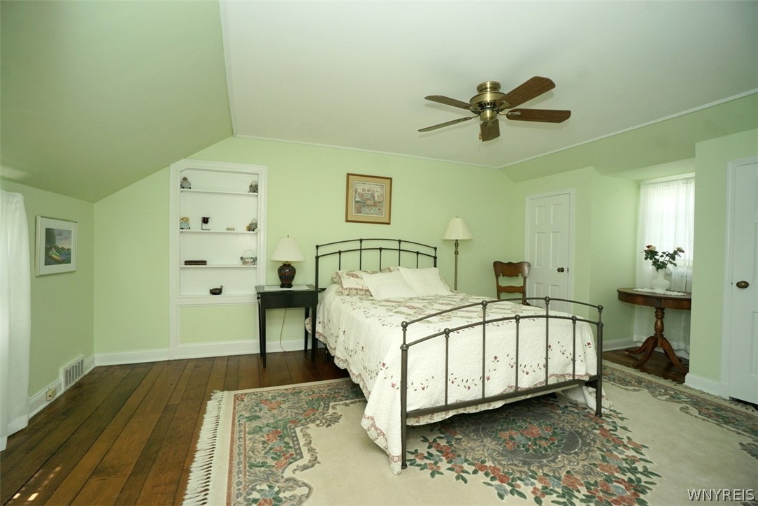 4464 Freeman Road Orchard Park, NY 14127 - Photo 12 of 30 Bedroom