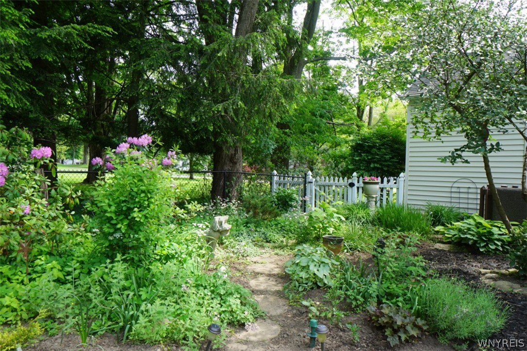 4464 Freeman Road Orchard Park, NY 14127 - Photo 23 of 30