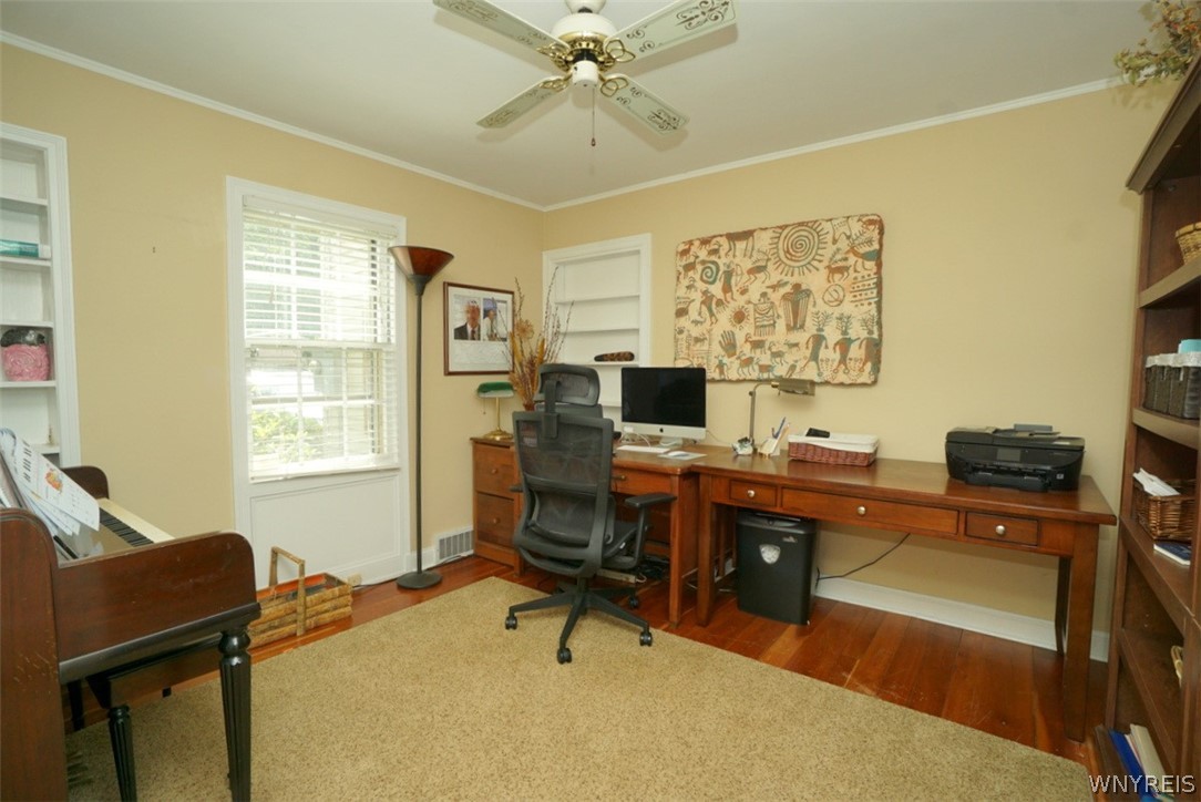 4464 Freeman Road Orchard Park, NY 14127 - Photo 9 of 30