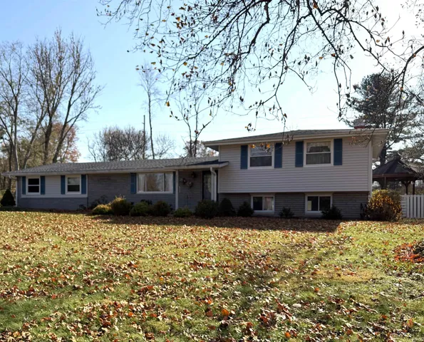 $485,000 | 3522 East Grandview Drive, Bloomington, IN 47408