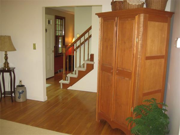 7 Whitney Lane Upton, MA 01568 - Photo 6 of 16 Gallery Image 6