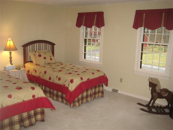 7 Whitney Lane Upton, MA 01568 - Photo 10 of 16 Gallery Image 10