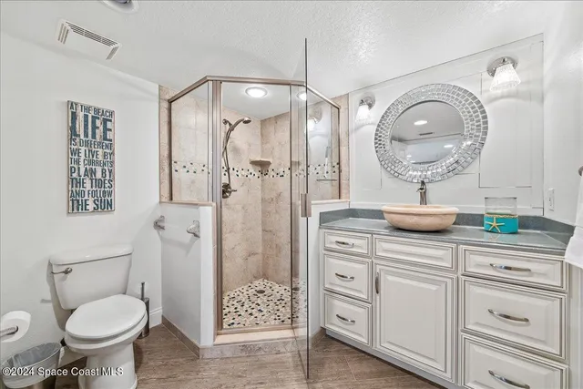 $3,850 | 1907 Florida A1A, Unit 103, Indian Harbour Beach, FL 32937