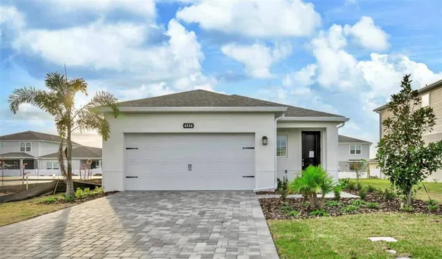 $2,400 | 4534 Arden Way, Bradenton, FL 34211