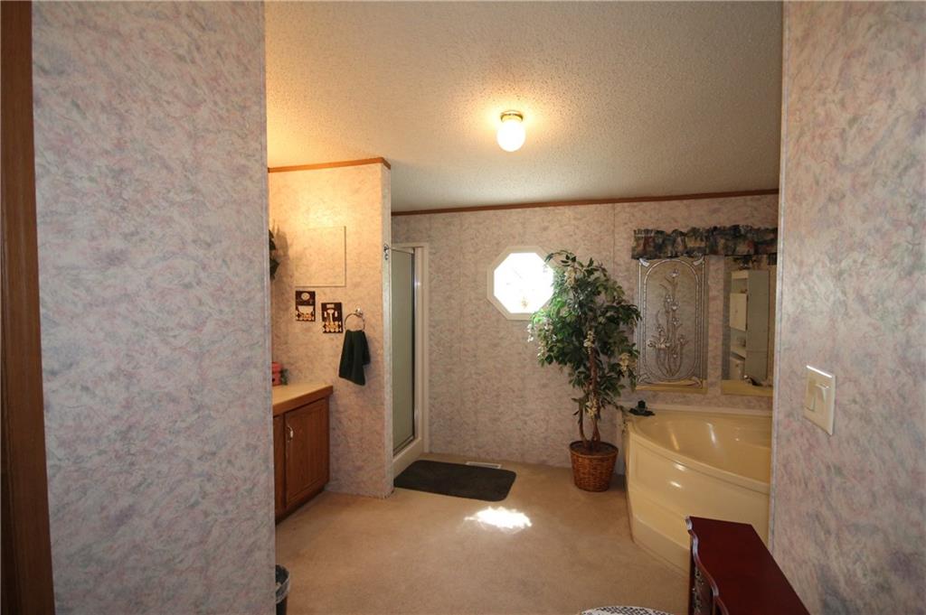 4701 West Ridge Drive Columbus, IN 47203 - Photo 12 of 19 Gallery Image 12