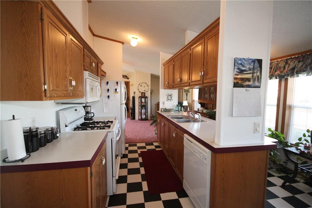 4701 West Ridge Drive Columbus, IN 47203 - Photo 8 of 19 Gallery Image 8