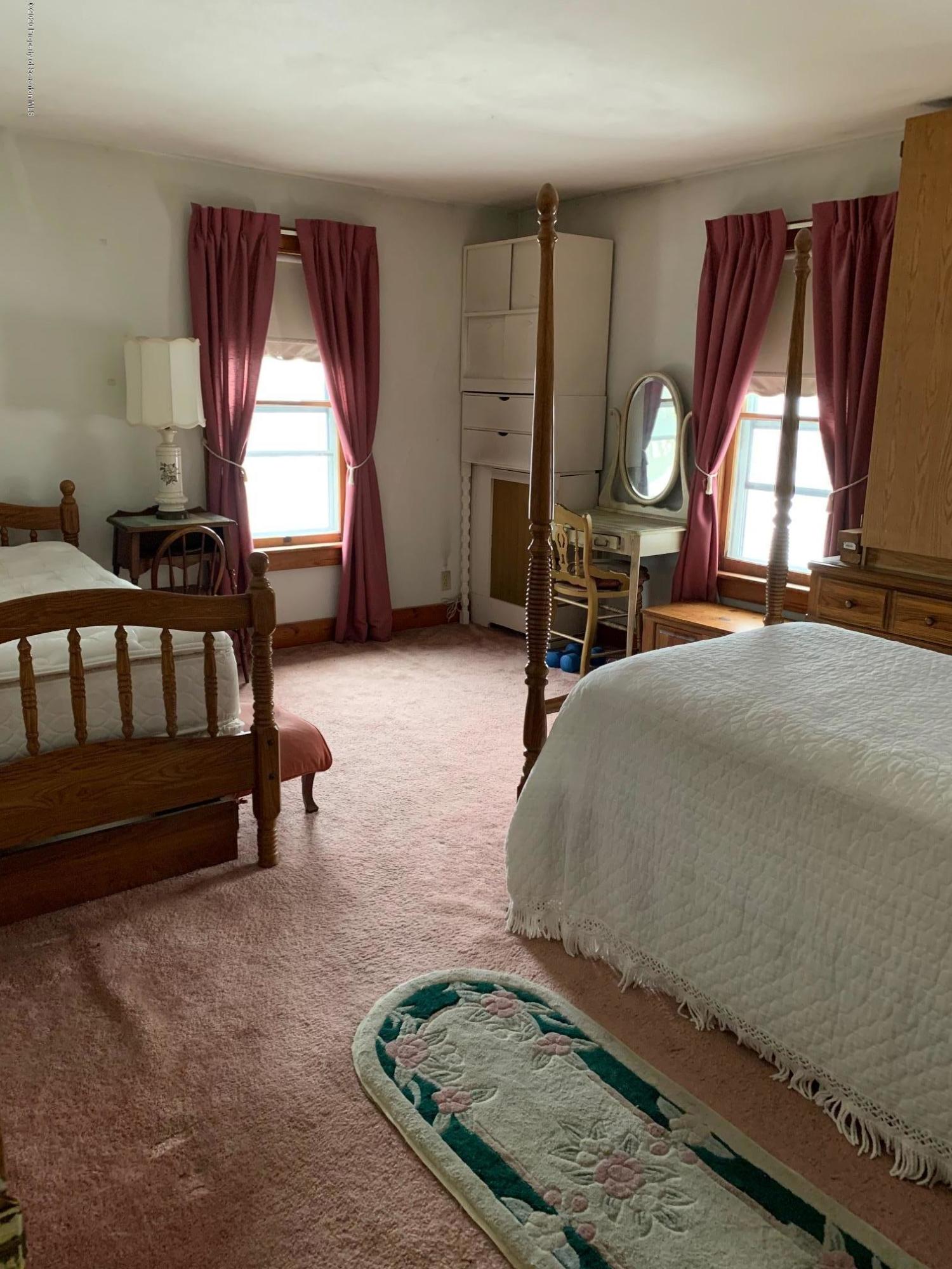 220 Clark Avenue Clarks Summit, PA 18411 - Photo 13 of 49