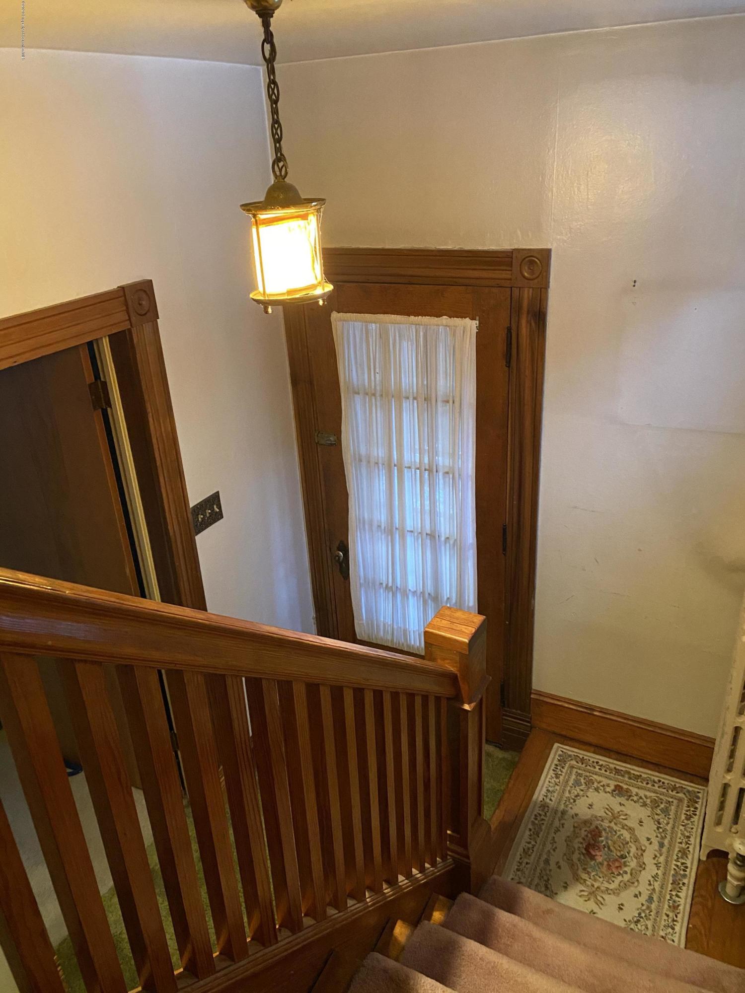 220 Clark Avenue Clarks Summit, PA 18411 - Photo 9 of 49