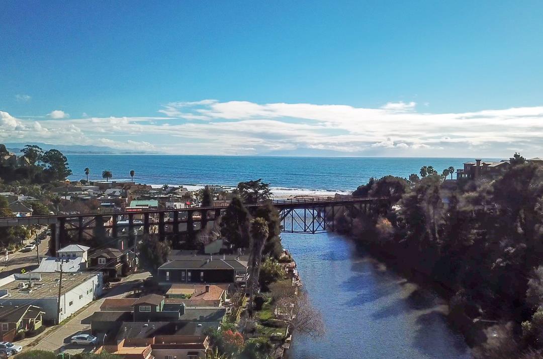 4380 Diamond Street, Unit 3 Capitola, CA 95010 - Photo 21 of 22 a view of a city