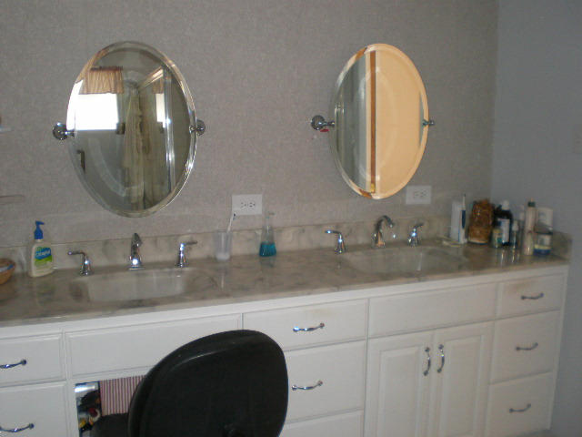 3442 Riverside Drive Anderson, CA 96007 - Photo 13 of 22 Master bath vanity