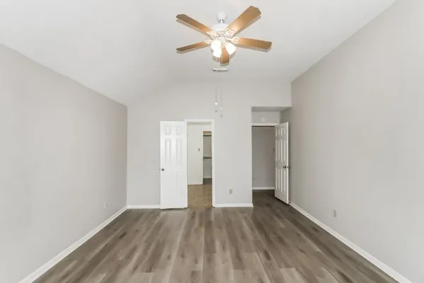 $1,685 | 16907 Dusty Mill Drive East, Sugar Land, TX 77498