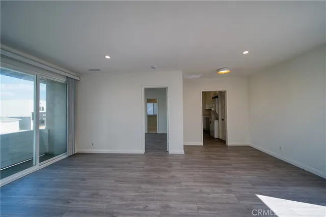 $3,750 | 926 Manhattan Beach Boulevard, Manhattan Beach, CA 90266
