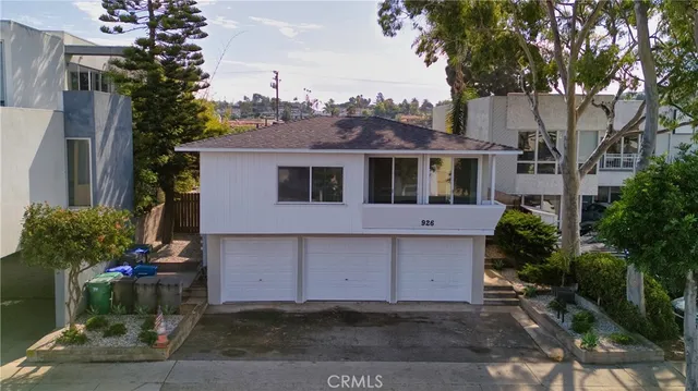 $3,750 | 926 Manhattan Beach Boulevard, Manhattan Beach, CA 90266